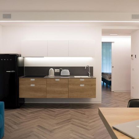 Ferienwohnung Terrazze Dei Tigli Riva del Garda Exterior foto